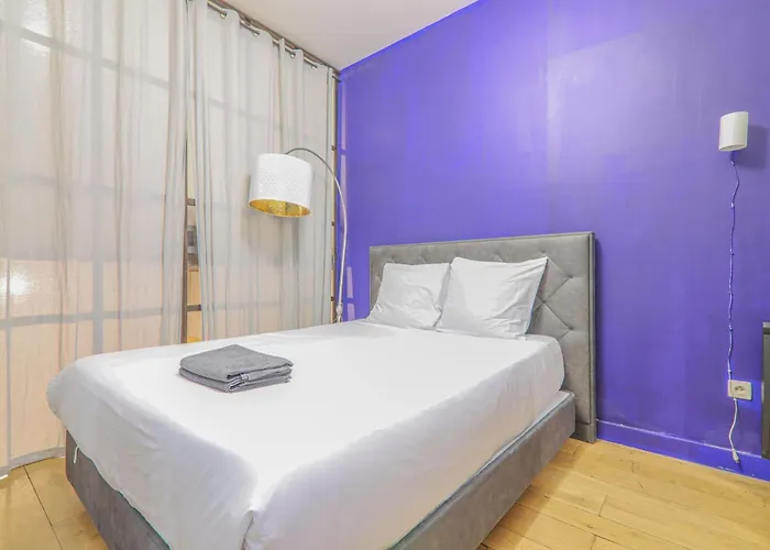 2 Bedroom Centre With Netflix * Paris