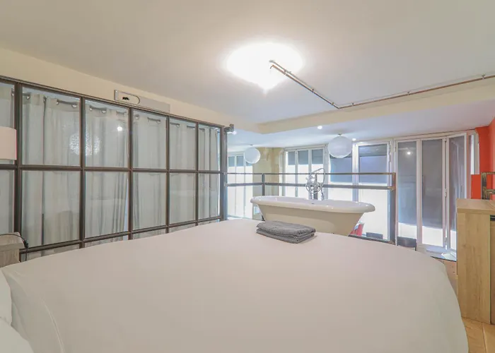 Apartment 2 Bedroom Centre With Netflix *