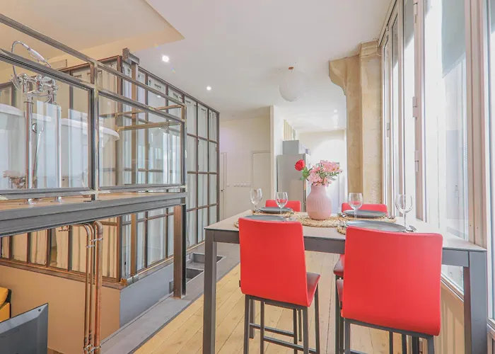 2 Bedroom Centre With Netflix Apartment
